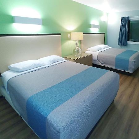 Country Yard Inn And Suites Sikeston Eksteriør billede